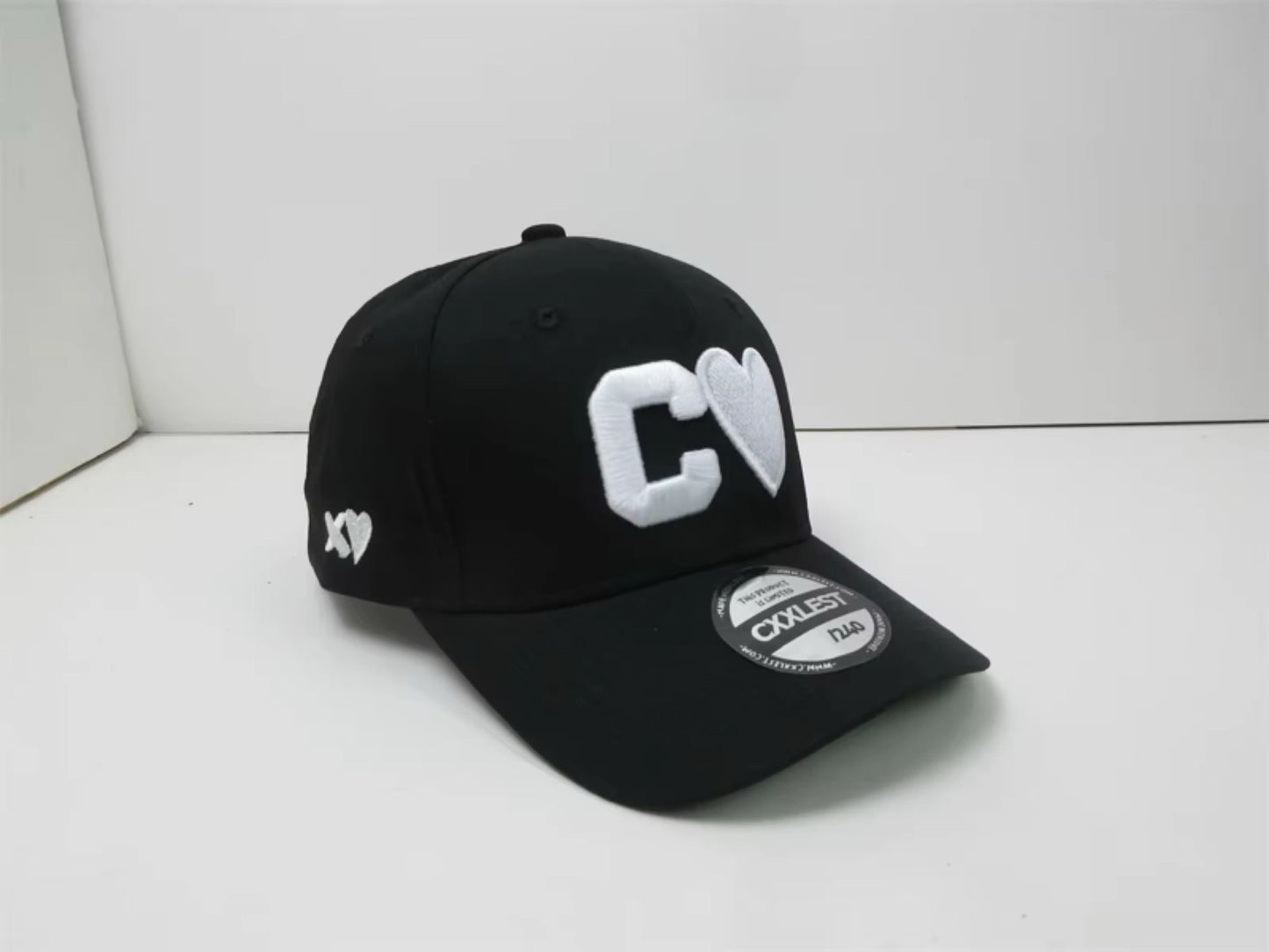 CXXLEST CAP - ALL BLACK TOOT BITEN